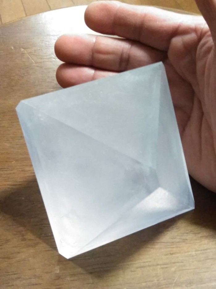 大きなミョウバンの結晶作り 大きなミョウバンの結晶作り